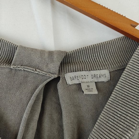 Barefoot Dreams Sunbleached Drape-Back Tunic Sweatshirt Grey Size Medium Women's - Picture 4 of 10